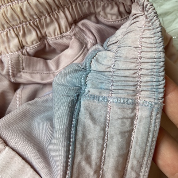 RARE Lululemon Hotty Hot Shorts *Long 4" - Picture 6 of 11